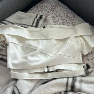 Hello Molly “Low and Behold” crop top